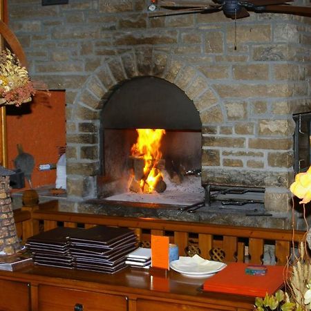 Hosteleria Santa Cruz Santa Cruz De La Seros Luaran gambar